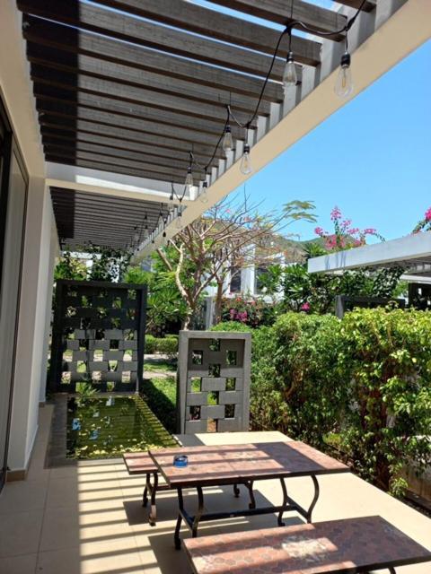 Oceanami Villas & Beach Club 3 Bedroom Villa Long Hai Εξωτερικό φωτογραφία
